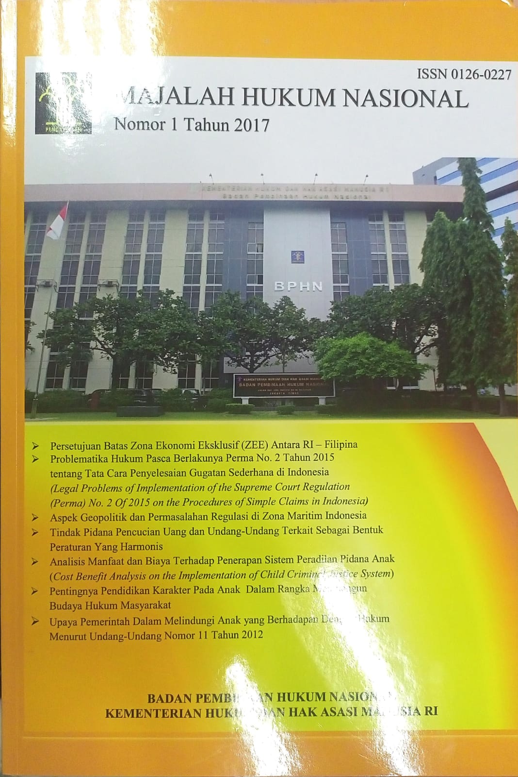 produk_hukum/bukuhukum/cover_majalah-hukum-nasional-nomor-1-tahun-2017-20231228145243.jpeg